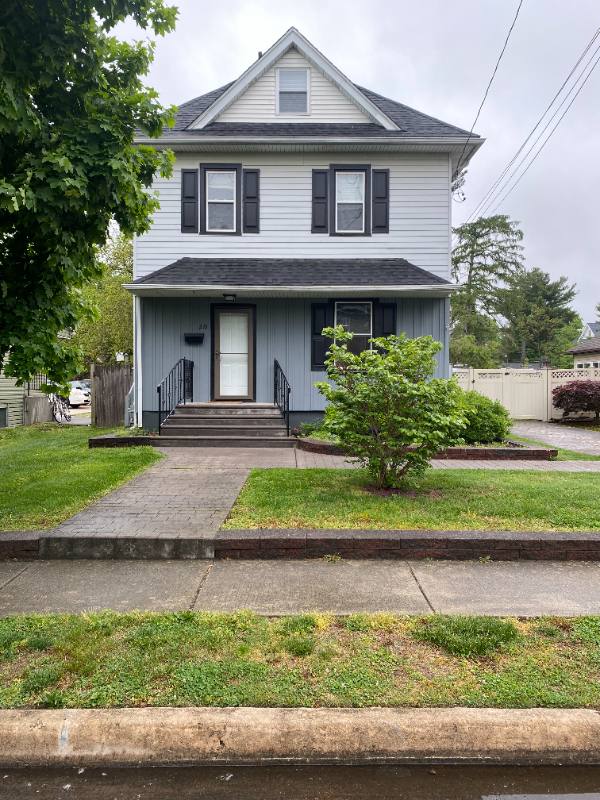 House for rent at 221 Dickinson Rd, Glassboro, NJ 08028