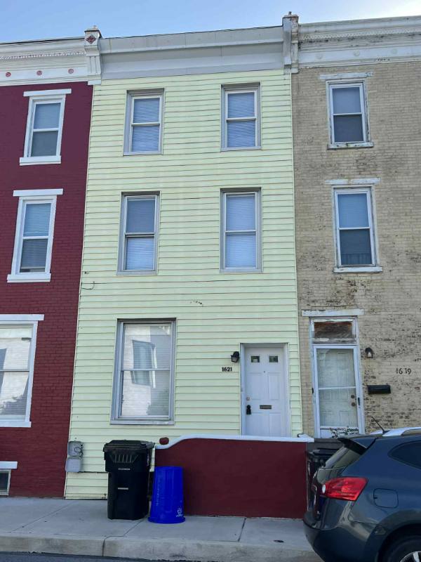 House for rent at 1621 Wallace St, Harrisburg, PA 17102