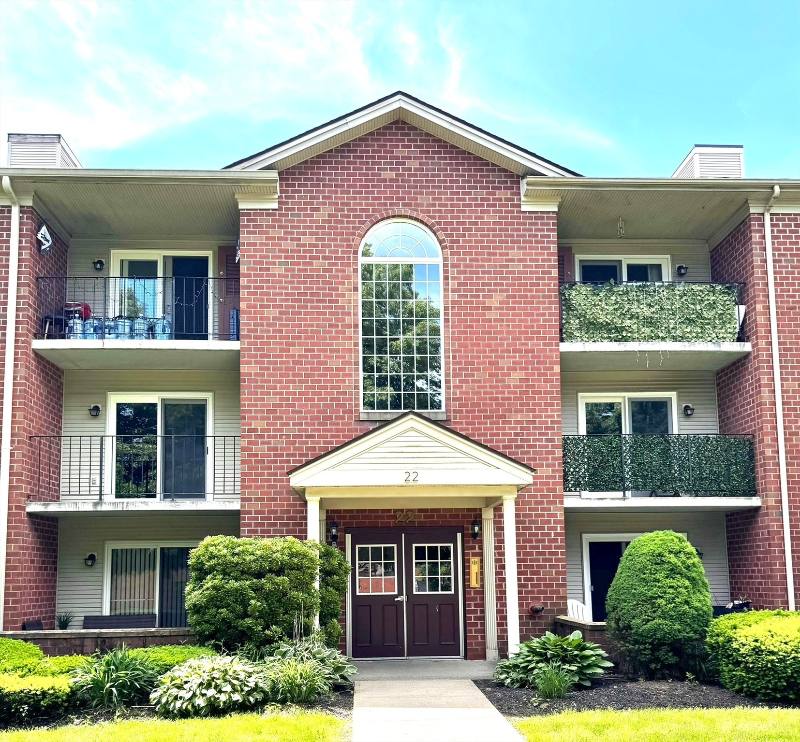 Condo for rent at 22 Maplecrest #K, Holyoke, MA 01040