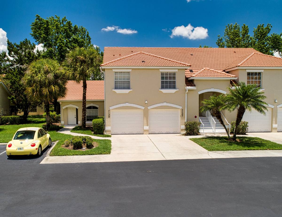 Apartment for rent at 7139 Cedar Hollow Circle, Bradenton, FL 34203