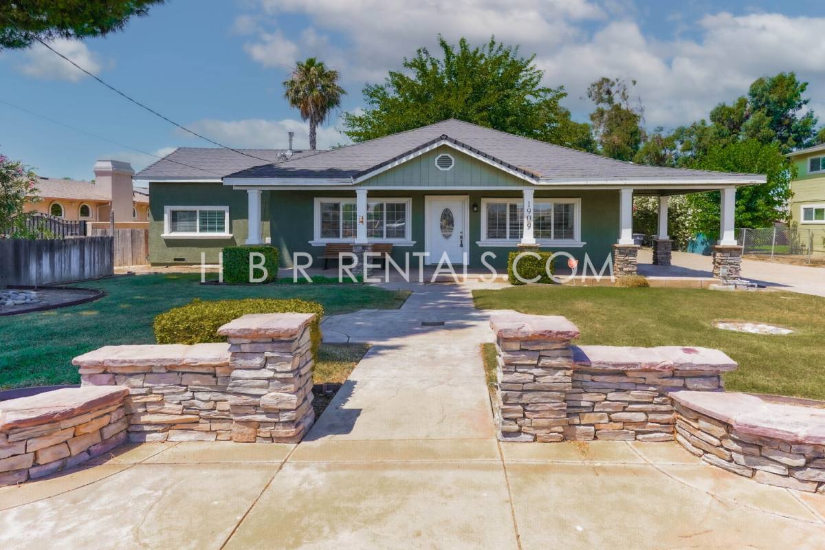 House for rent at 1909 W Valpico Rd, Tracy, CA 95376