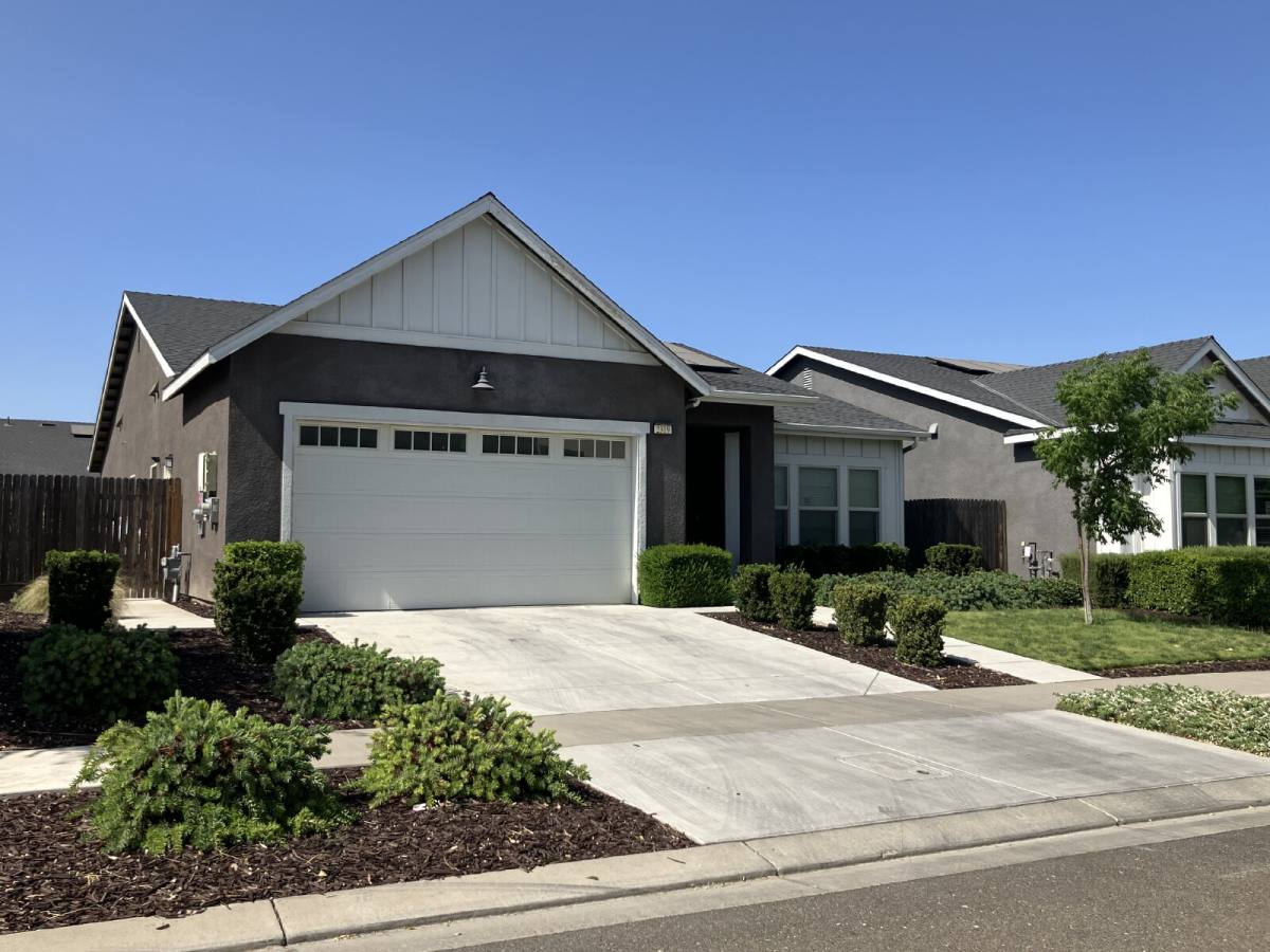House for rent at 2319 Narvaez Way, Merced, CA 95340