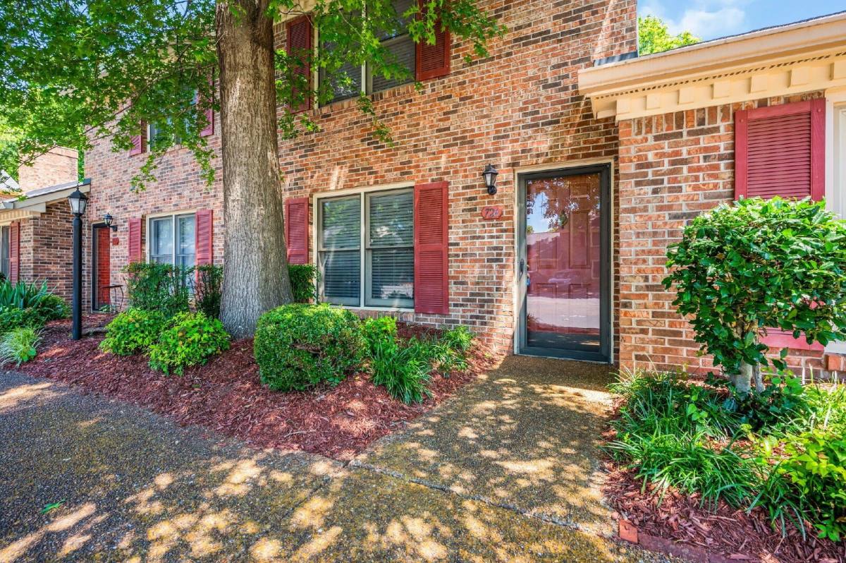 Townhouse for rent at 726 Kent Rd, Nashville, TN 37214