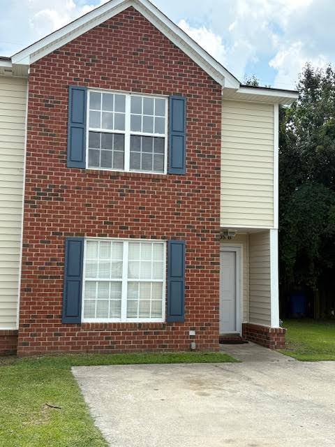 Townhouse for rent at 2505 Bluff View Court #B, Greenville, NC 27834