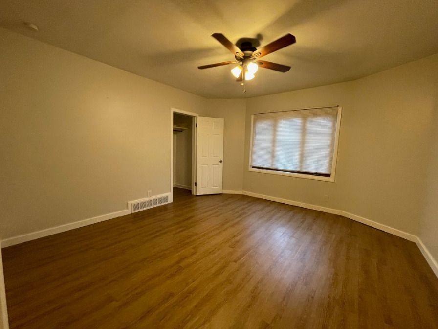 Townhouse for rent at 311 E Lincoln Ave, Milwaukee, WI 53207