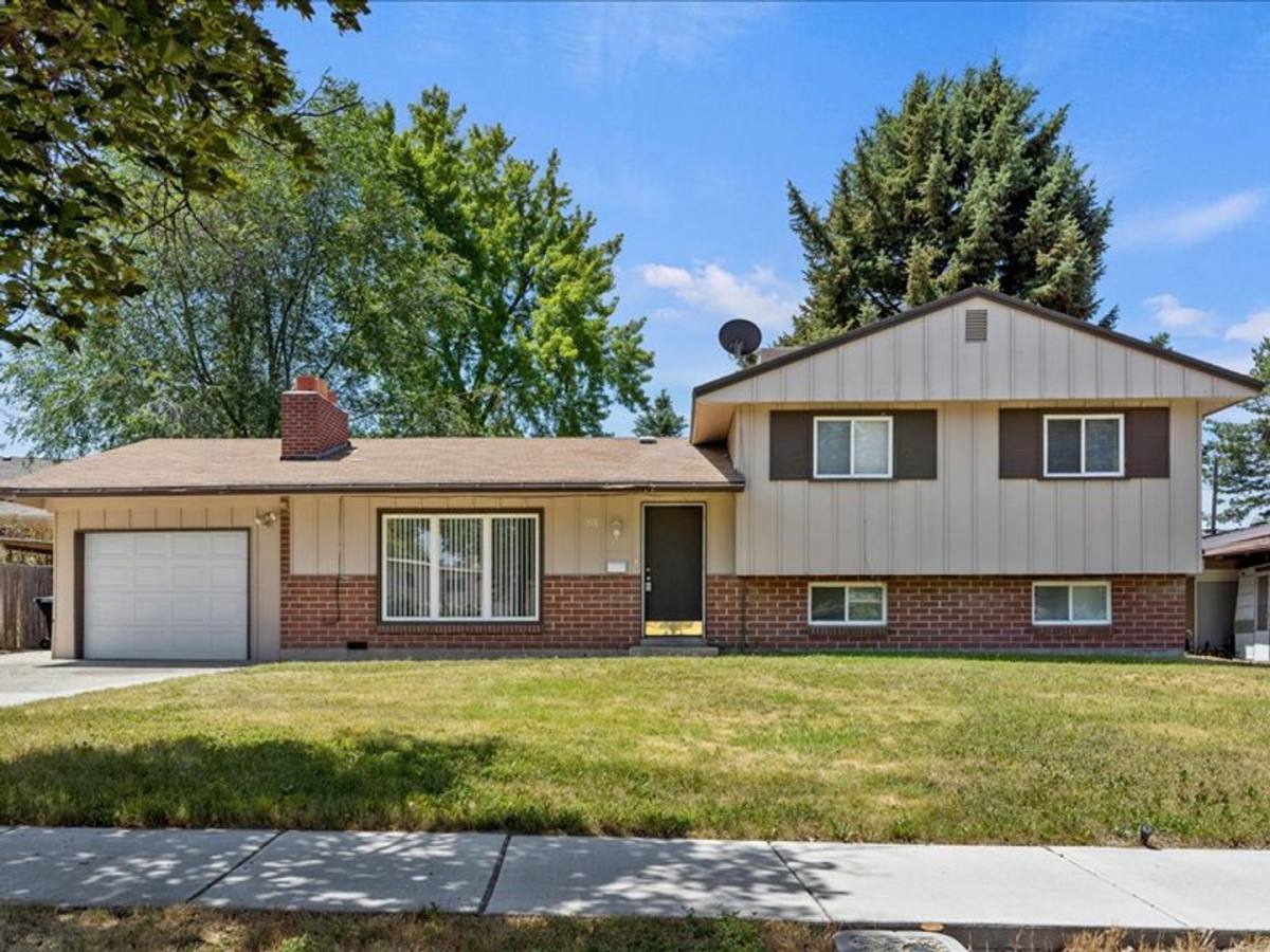 House for rent at 1376 E Greenfield Ave, Salt Lake City, UT 84121