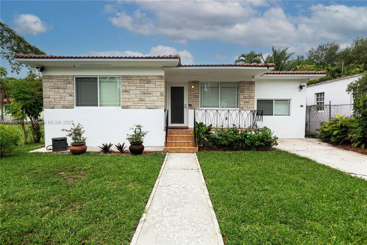 House for rent at 20 NW 45th St, Miami, FL 33127