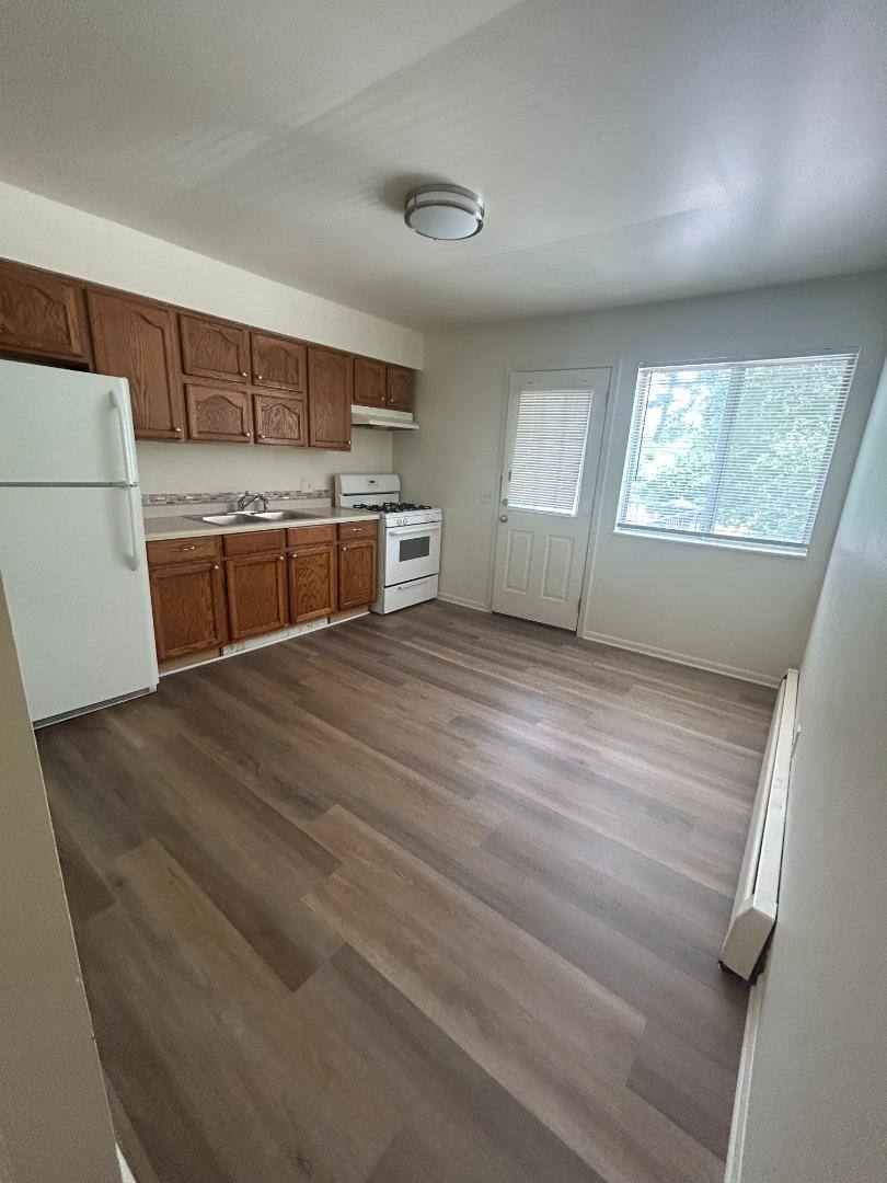 Apartment for rent at 3624 Pine Oak Ave SW 3638 208, Wyoming, MI 49509