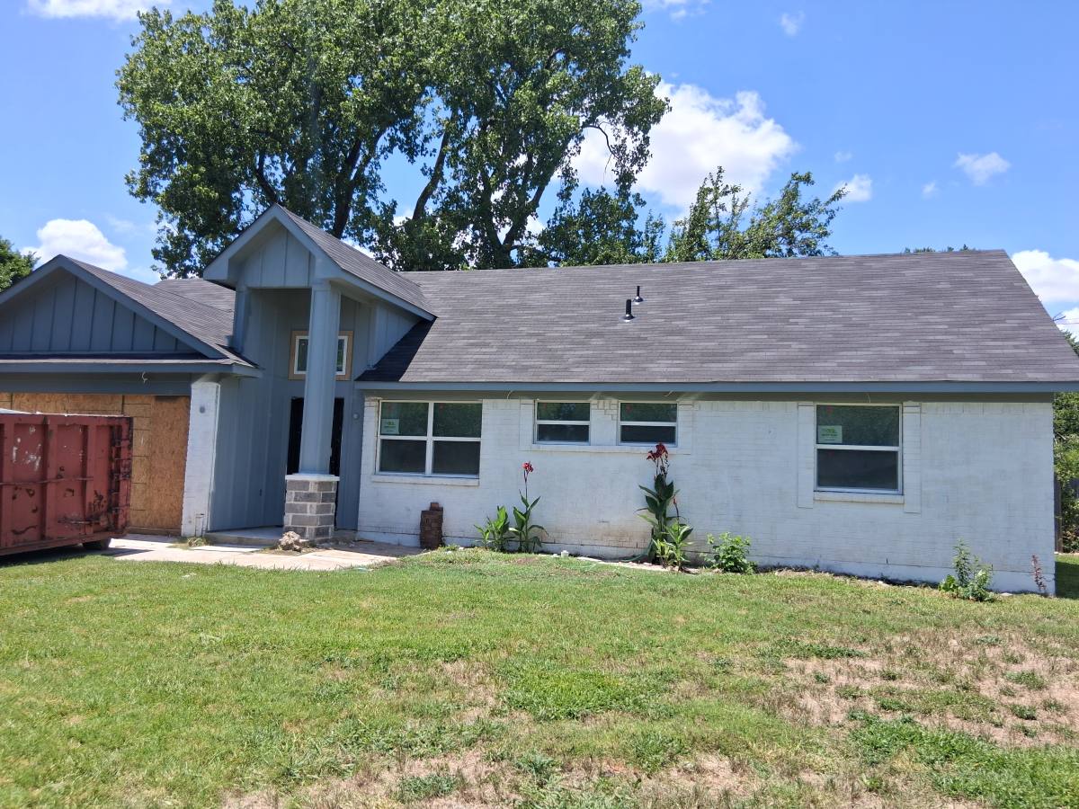 House for rent at 2223 52nd St, Dallas, TX 75216