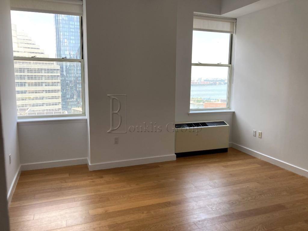 Apartment for rent at 51 W Broadway #12B, New York, NY 10002