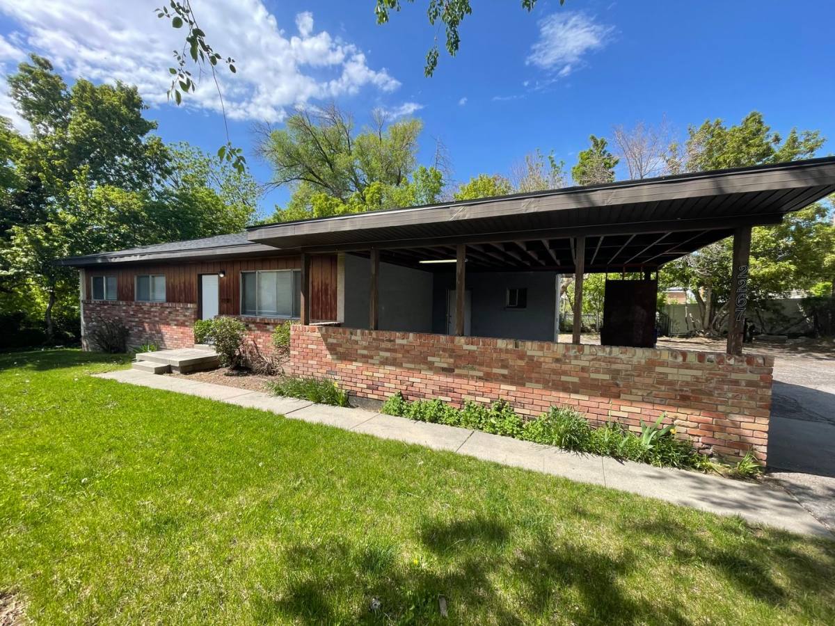 Apartment for rent at 2261 E 3205 S, Salt Lake City, UT 84109
