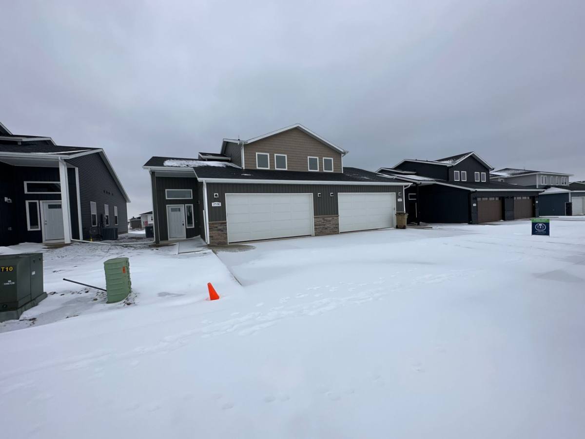 Apartment for rent at 2538 2534 Granite Dr NW, Minot, ND 58703