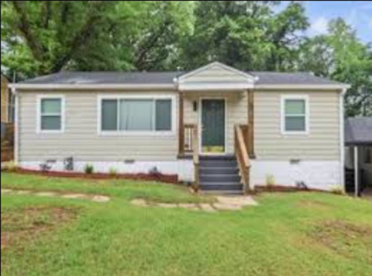 House for rent at 1327 Kenilworth Dr SW, Atlanta, GA 30310