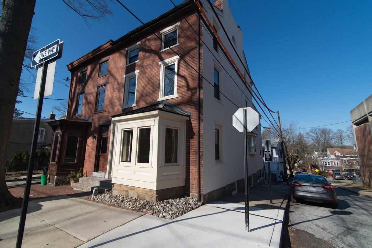 Apartment for rent at 317 W 2nd St, Media, PA 19063