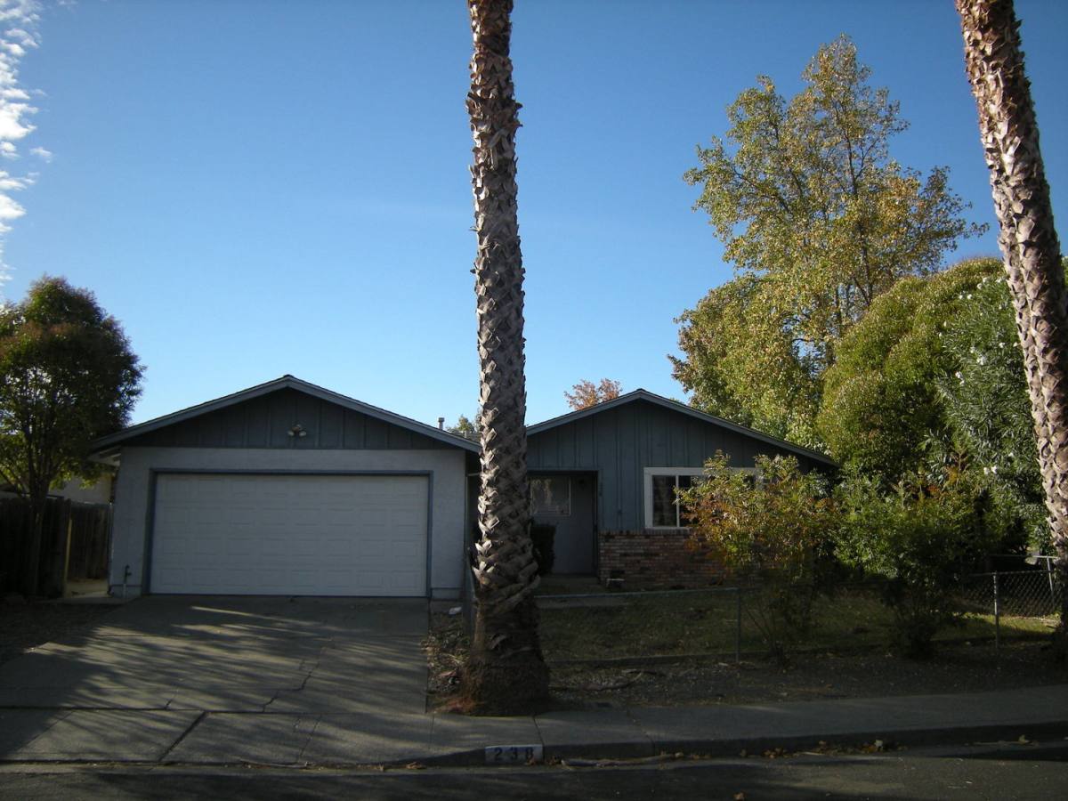 House for rent at 238 Georgetown Dr, Vacaville, CA 95687