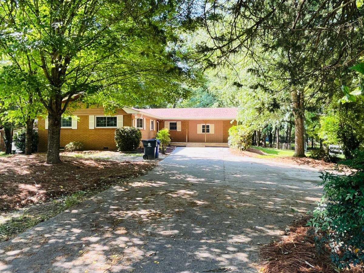 House for rent at 340 Bates Ave, Fayetteville, GA 30215