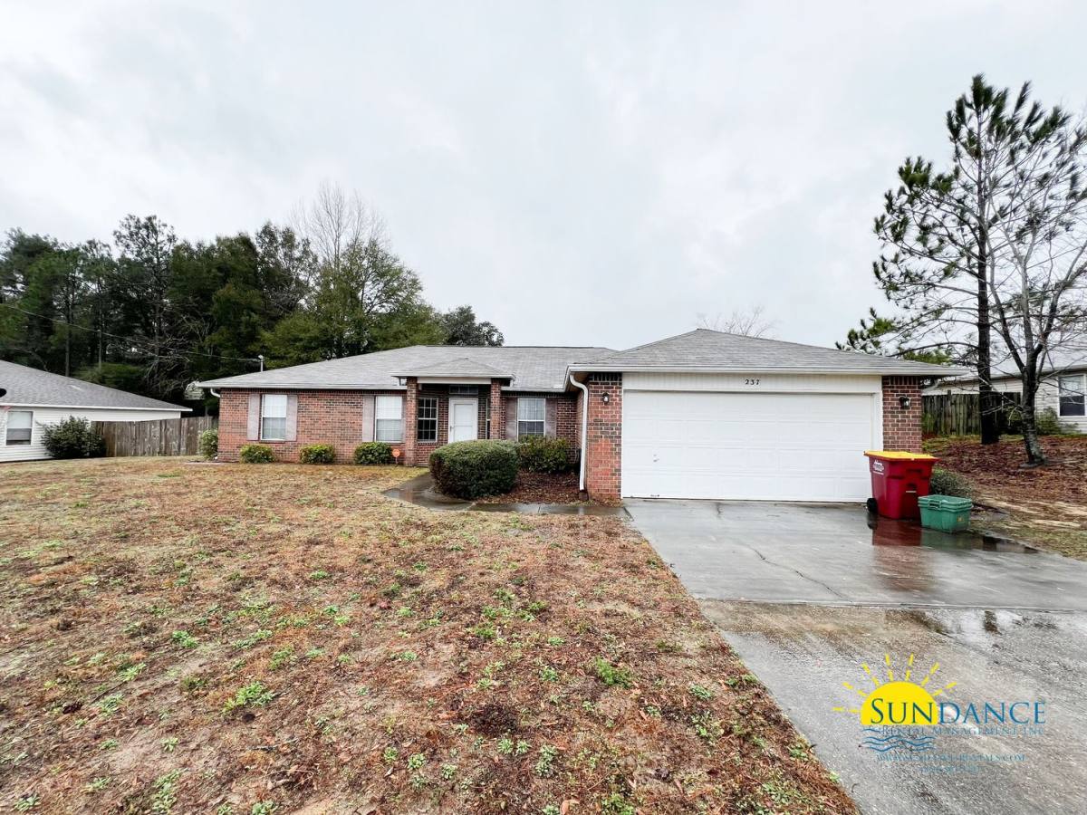 House for rent at 237 Trish Dr, Crestview, FL 32536