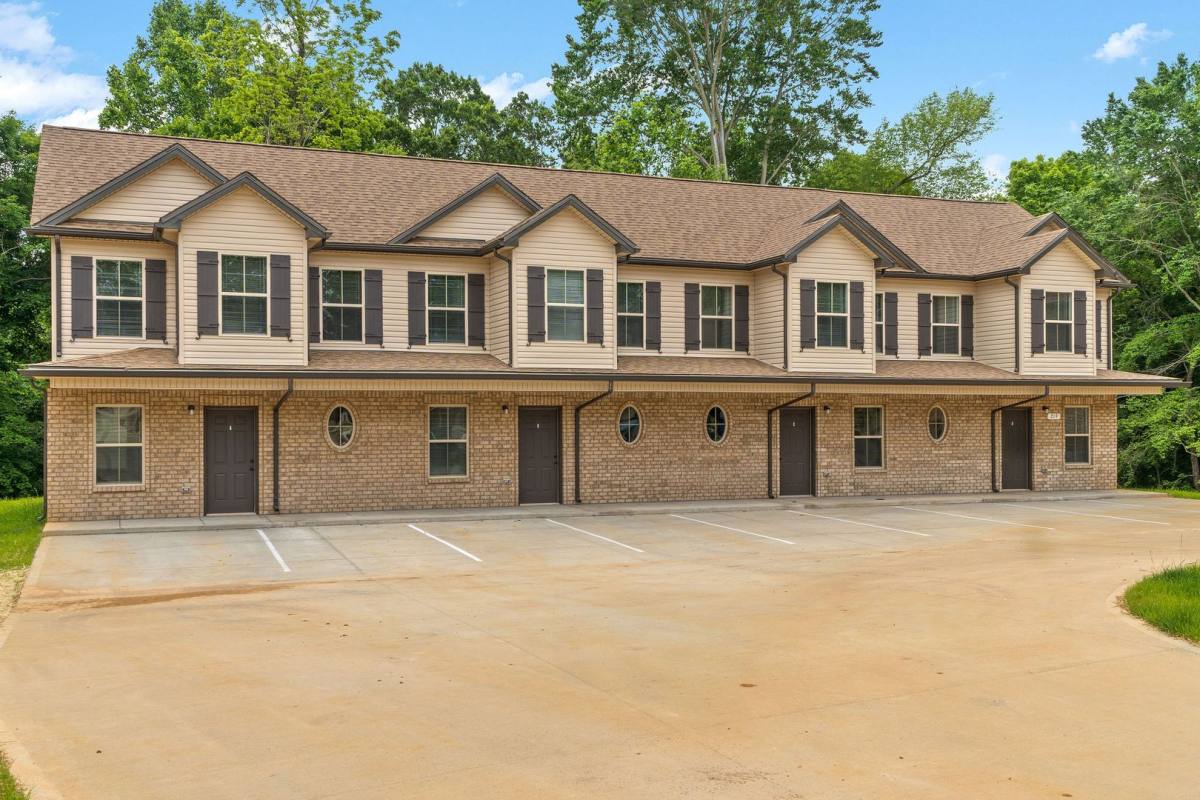 Apartment for rent at 218 Smithson Lane, Clarksville, TN 37040