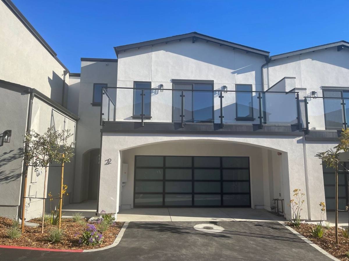 Apartment for rent at 2201 Shell Beach Rd, Pismo Beach, CA 93449