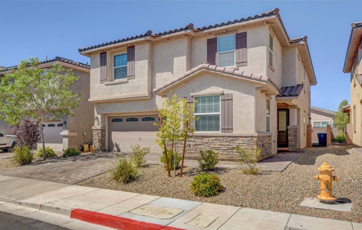 House for rent at 676 Tremaine Court, Henderson, NV 89052