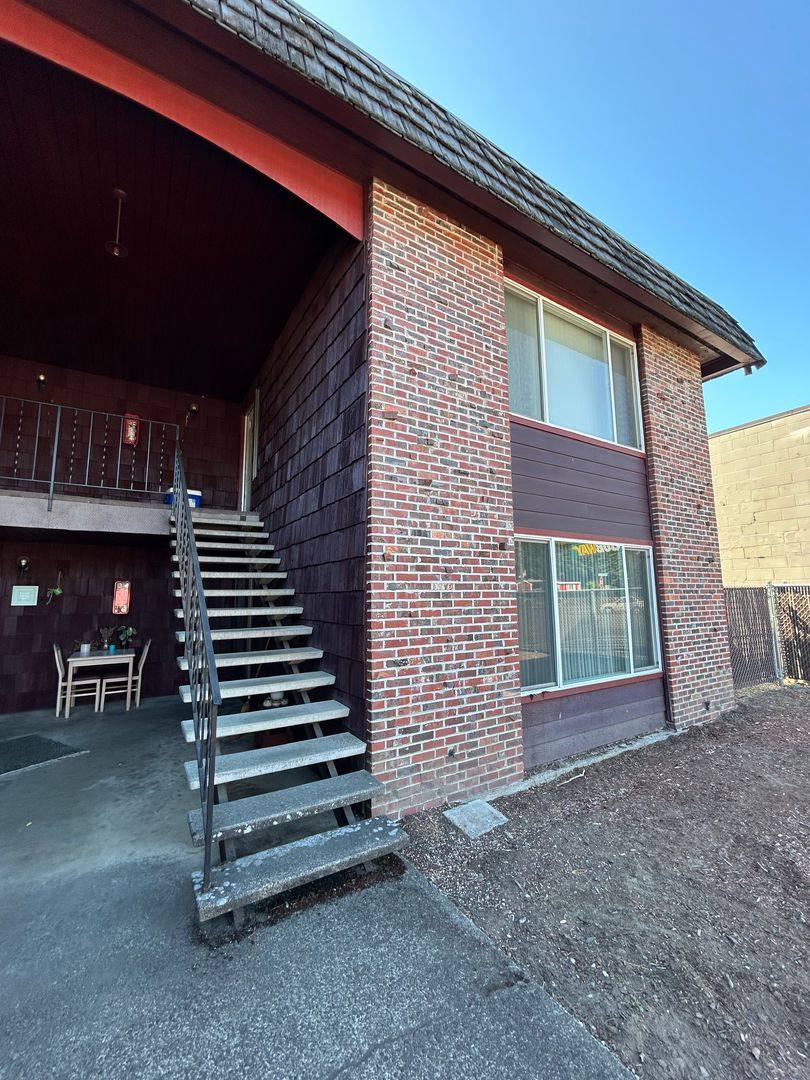 1507 Westside Highway, Kelso, WA 98626