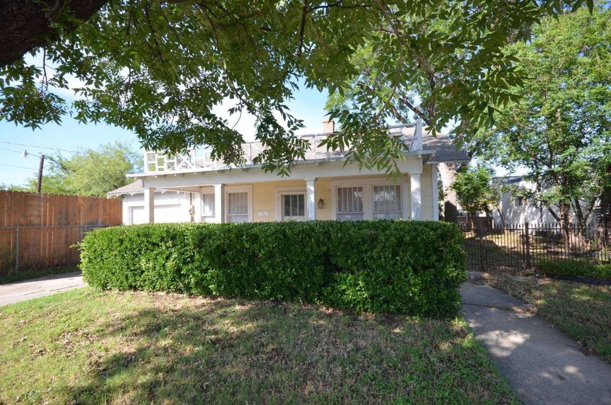 House for rent at 14 S Madison, San Angelo, TX 76901