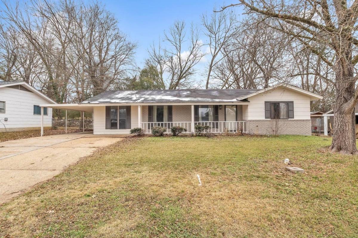 House for rent at 305 Ward Dr, Starkville, MS 39759