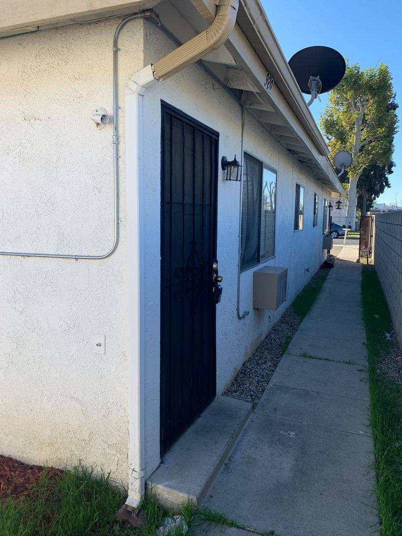 Apartment for rent at 918-920 Calhoun Place, Hemet, CA 92543
