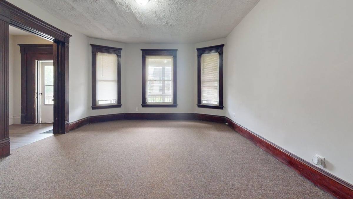 Apartment for rent at 515 Newton Ave NW, Canton, OH 44703