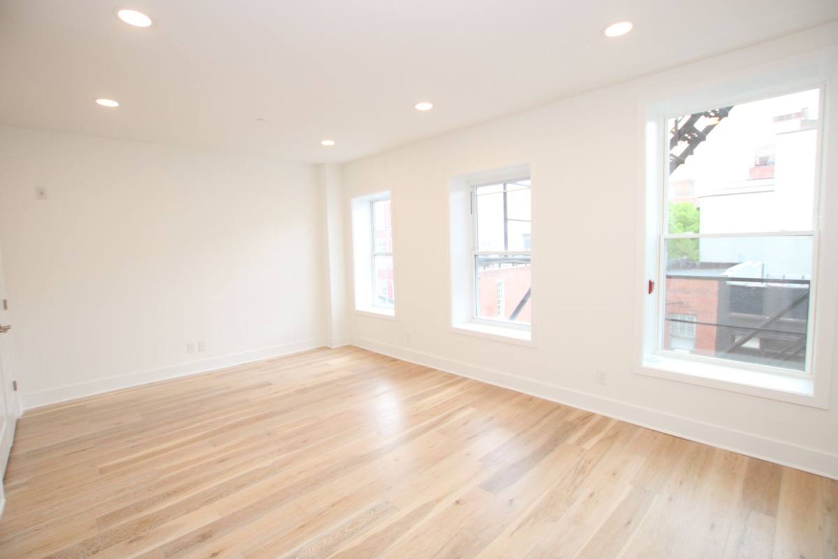 Apartment for rent at 16 N 3rd St, Philadelphia, PA 19106