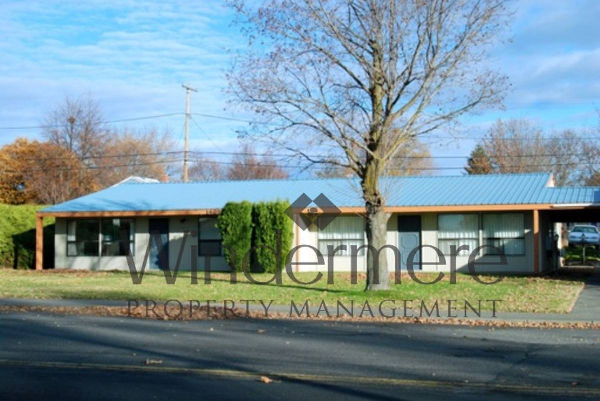 Apartment for rent at 1409-1425 S College Ave, College Place, WA 99324