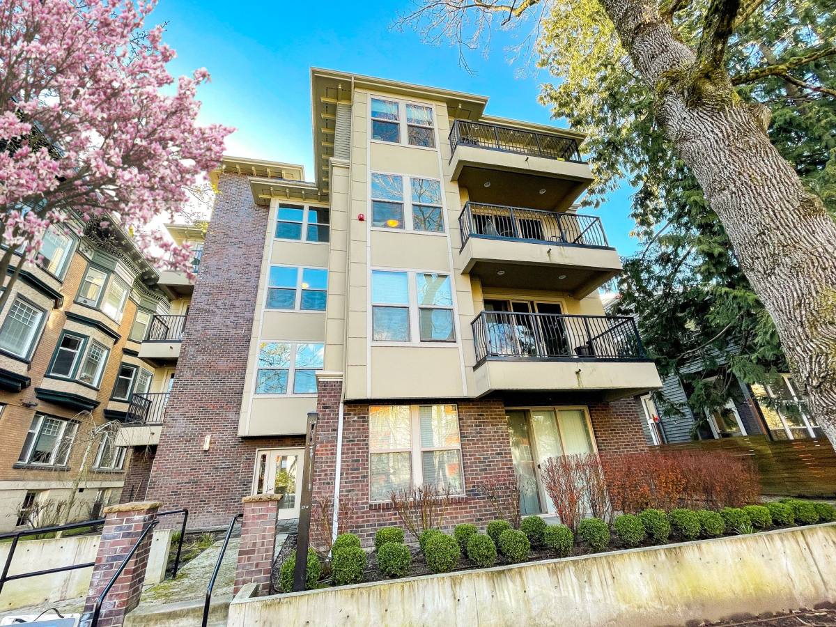 Apartment for rent at 1811 17th Ave, Seattle, WA 98122