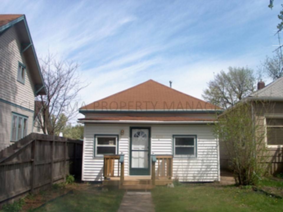 House for rent at 1312 E 5th St, Sioux Falls, SD 57103