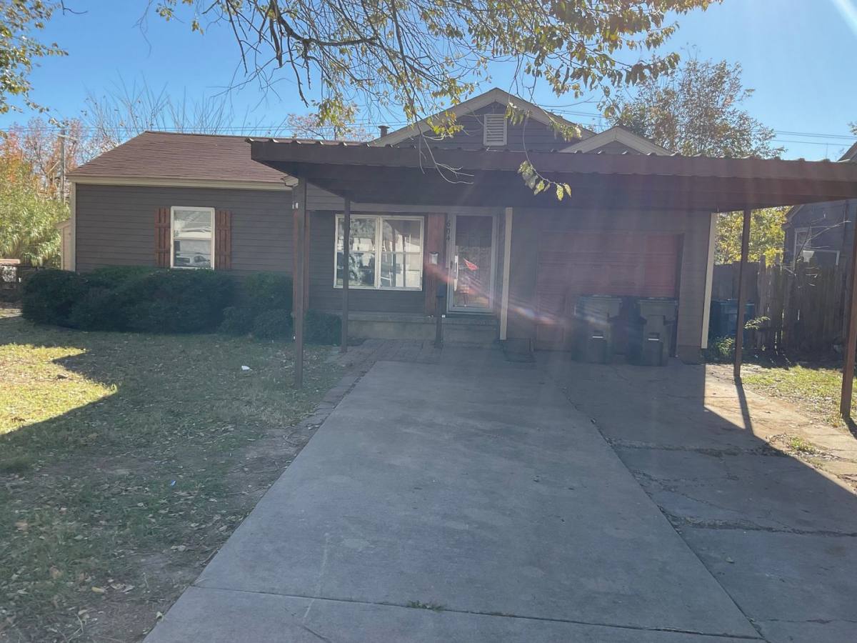House for rent at 604 Foster Place, Oklahoma City, OK 73110