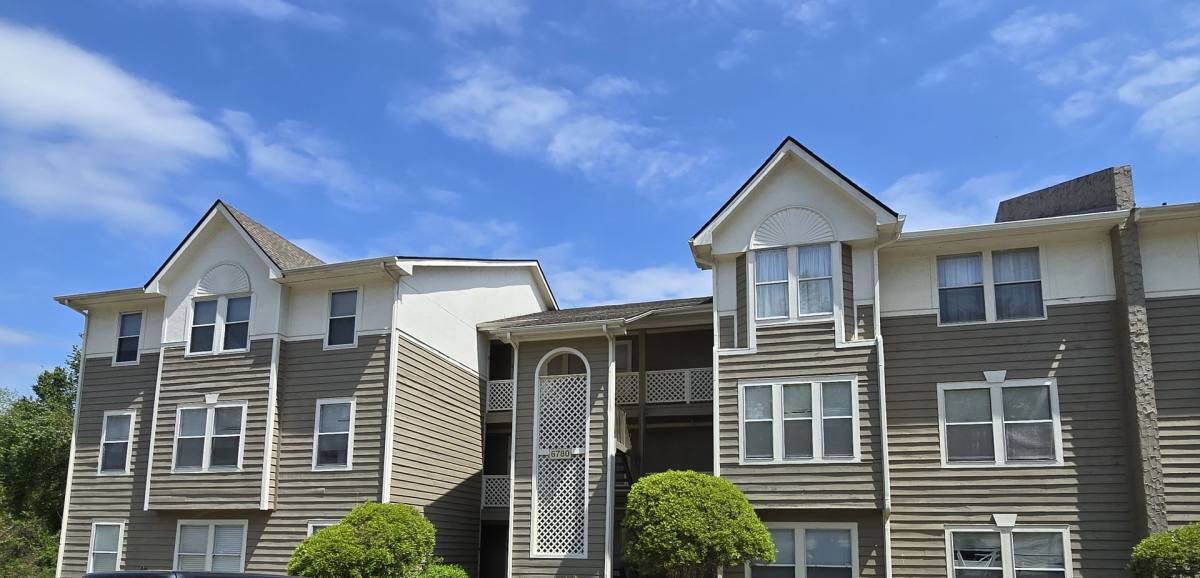 Condo for rent at 1021-6 Wood Creek Dr, Fayetteville, NC 28314