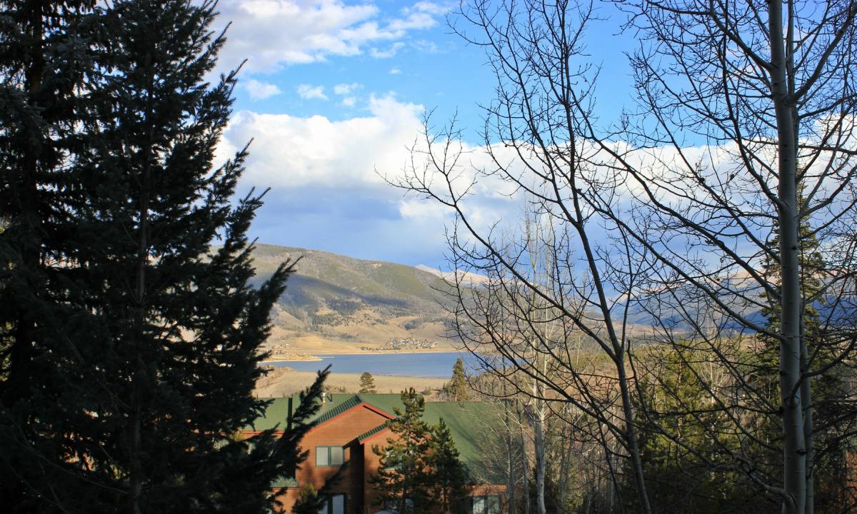 Condo for rent at 7316 Ryan Gulch Rd #BLDG D, Silverthorne, CO 80498
