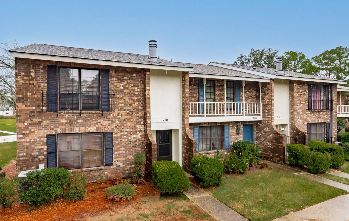 House for rent at 2516 Shadowbrook Dr, Baton Rouge, LA 70816