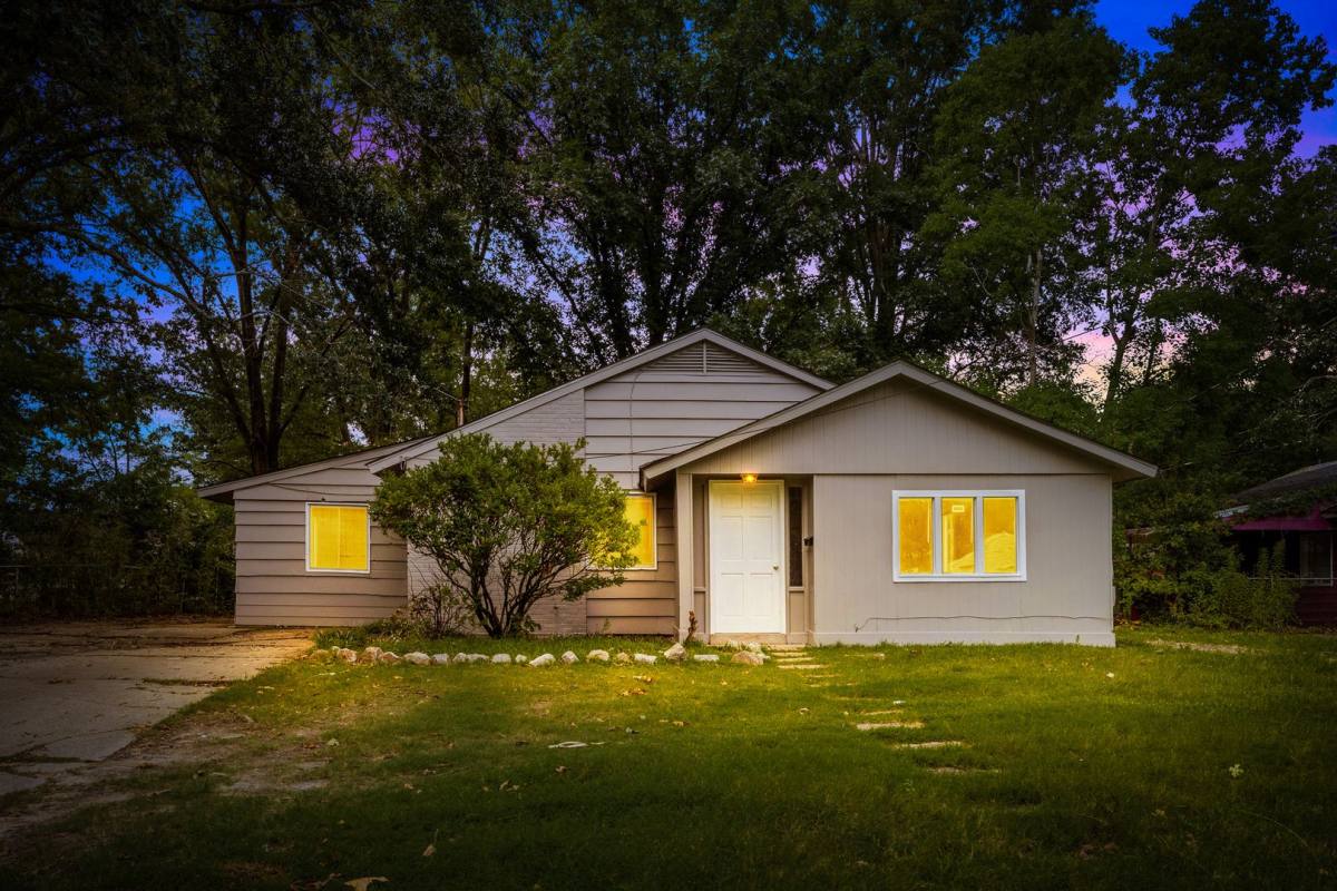 House for rent at 107 Huntley Dr, Montgomery, AL 36105