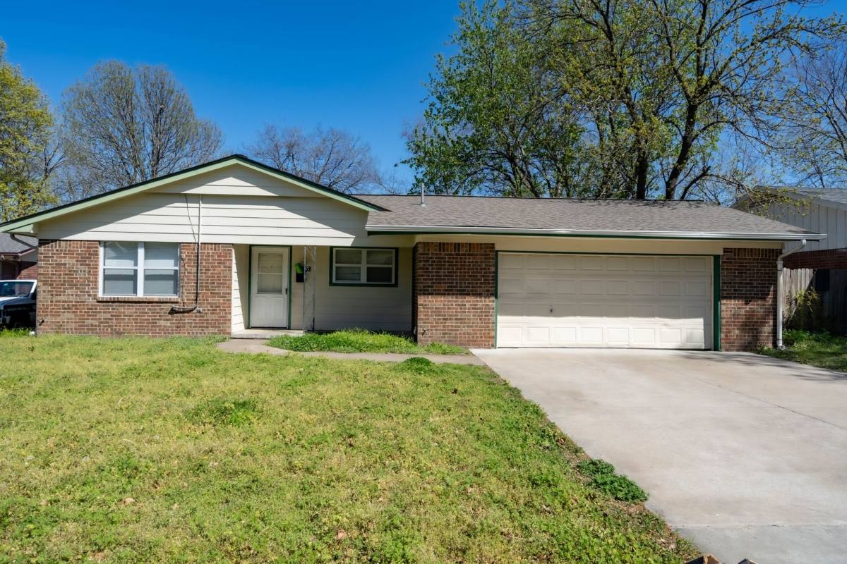 House for rent at 5021 S 85th E Ave, Tulsa, OK 74145