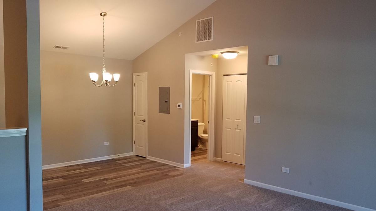 Apartment for rent at 4456 Timber Ridge Court, Joliet, IL 60431