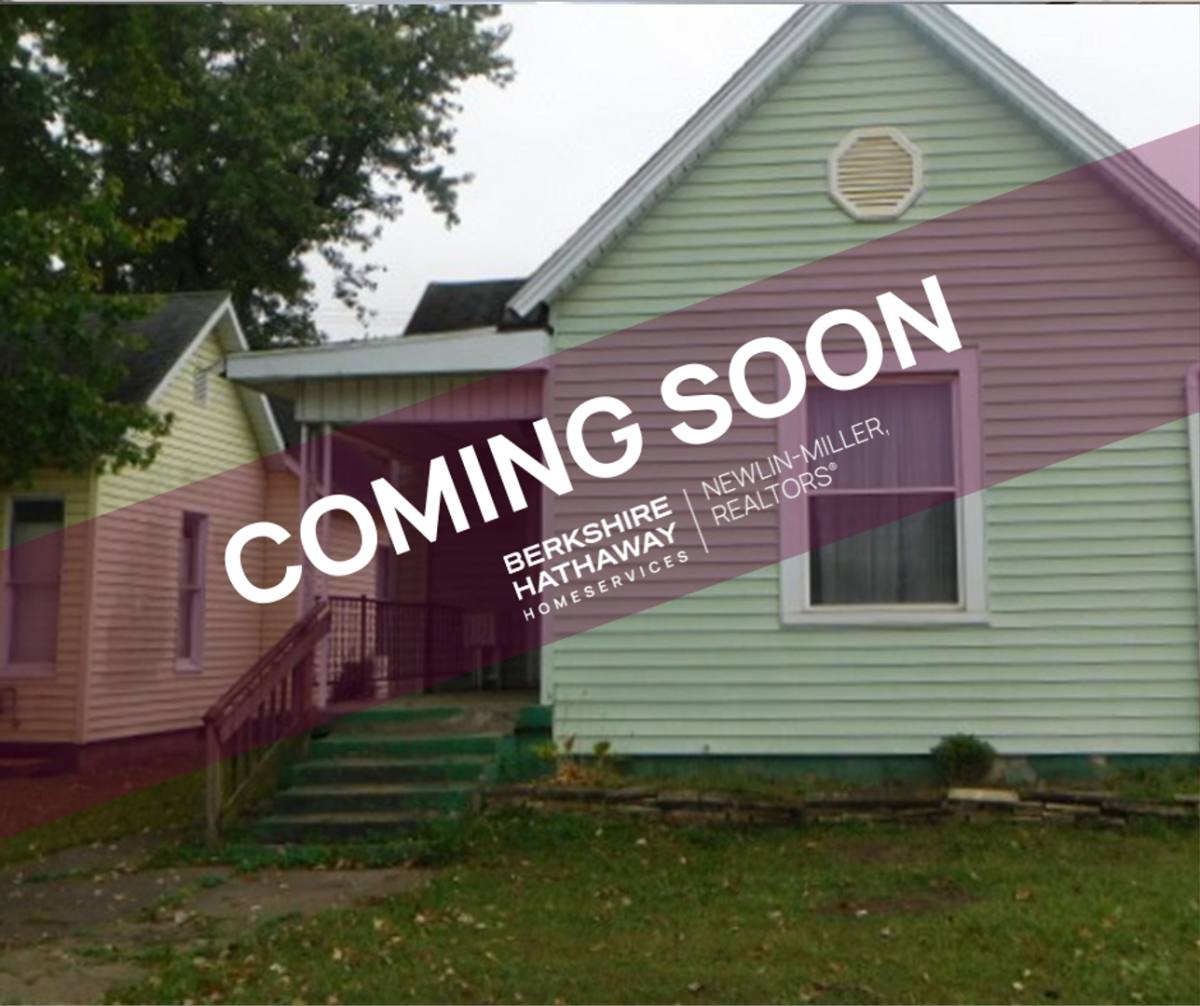 House for rent at 607 S 14th St, Terre Haute, IN 47807