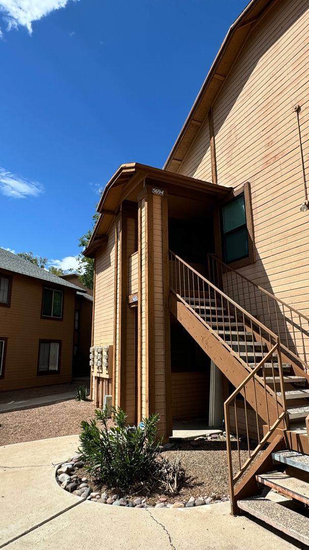 Apartment for rent at 5694 S Wood Crest Dr, Tucson, AZ 85746