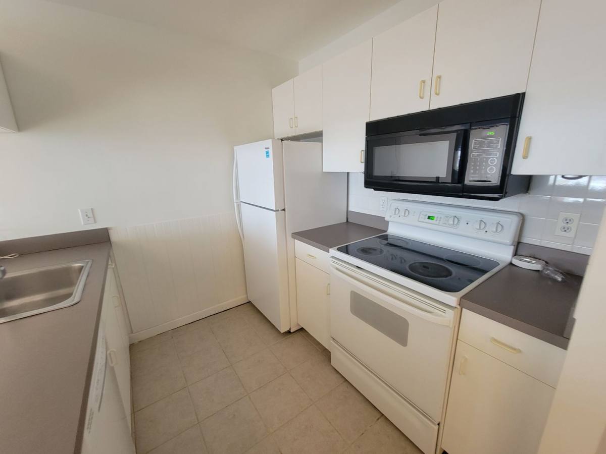Apartment for rent at 100 W Squantum St, Quincy, MA 02171