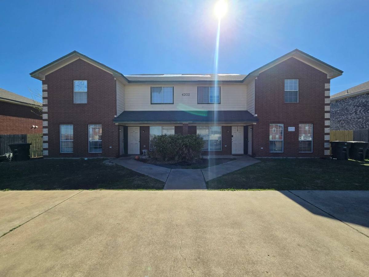 Townhouse for rent at 4202 Deek Dr, Killeen, TX 76549