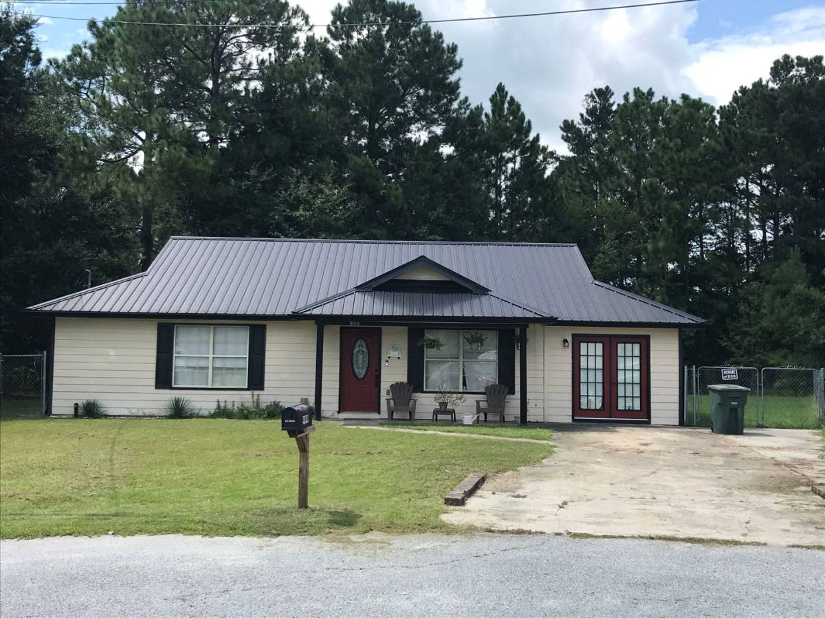 House for rent at 999 Ridgeland Dr, Hinesville, GA 31313