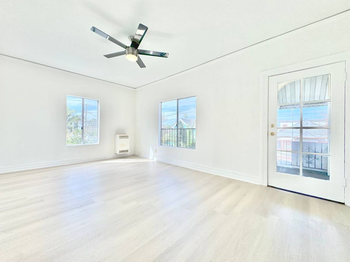 Apartment for rent at 1444 W 28 St, Los Angeles, CA 90007