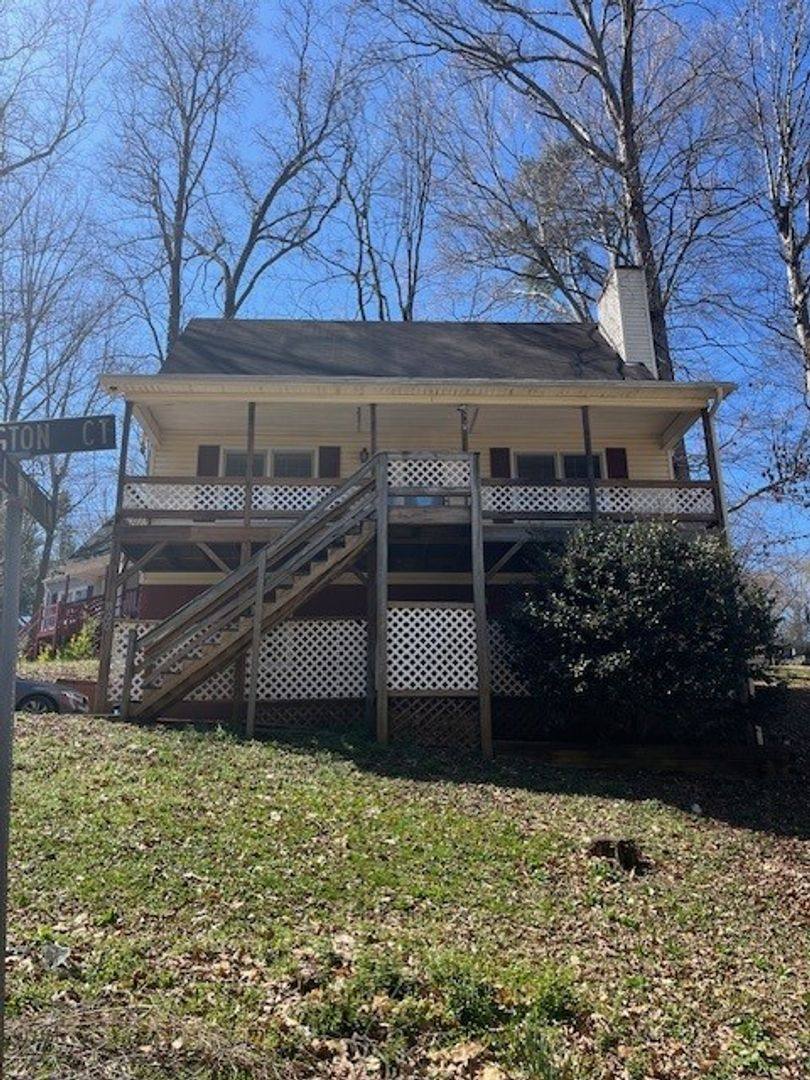 House for rent at 800 Wilmington Court, Winston Salem, NC 27127
