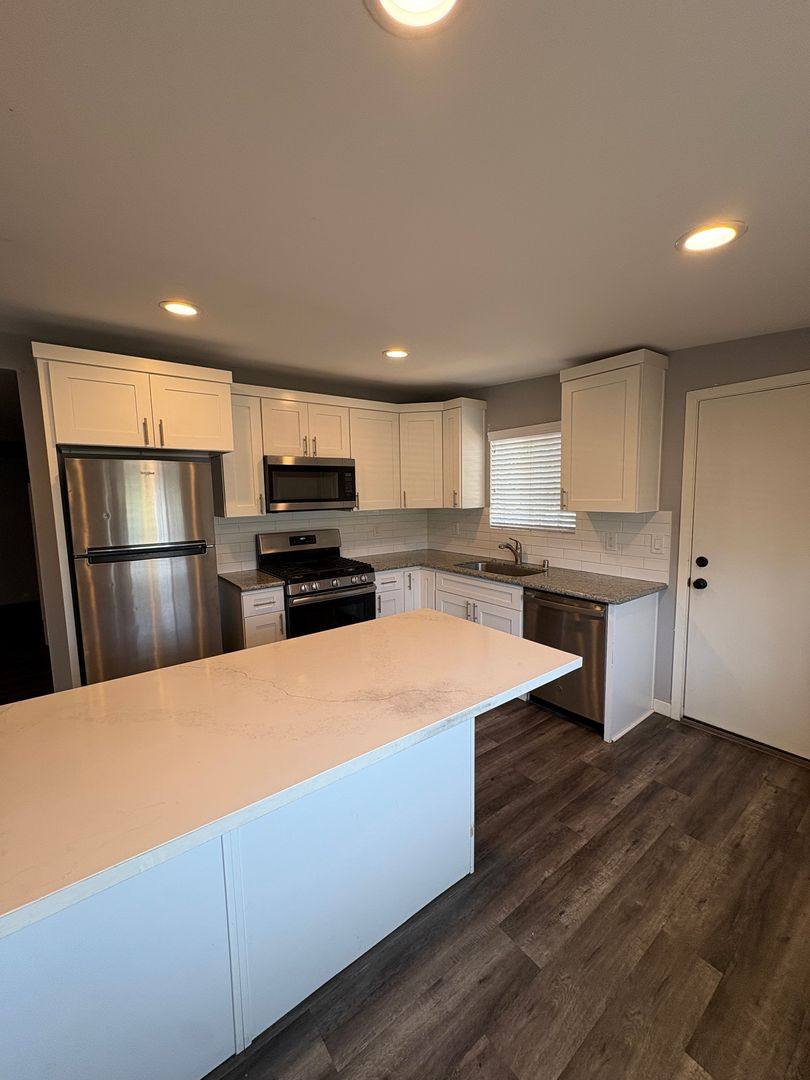 Apartment for rent at 4477 Hilltop Dr, San Diego, CA 92102