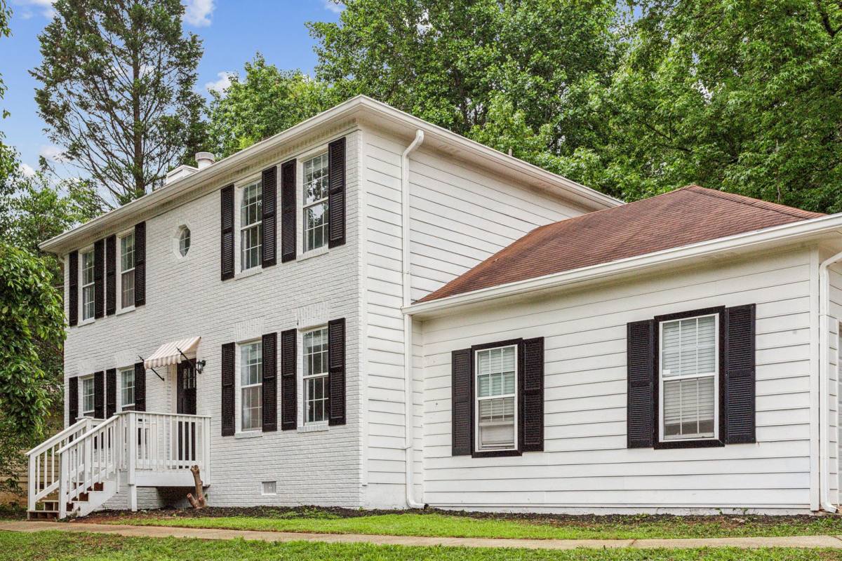House for rent at 2201 Logan Dr, Jonesboro, GA 30236