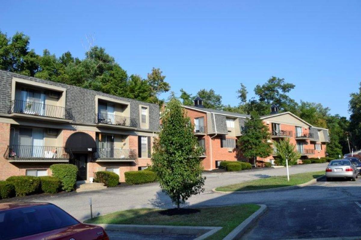 Apartment for rent at 1407 Grand Ave, Newport, KY 41071
